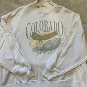 American Eagle Graphic Mock-Turtleneck Crewneck